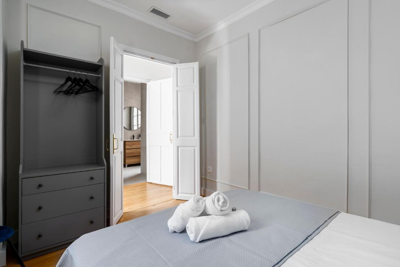 Apartamento Plaza De La Merced 4 Habitaciones Μάλαγα Εξωτερικό φωτογραφία