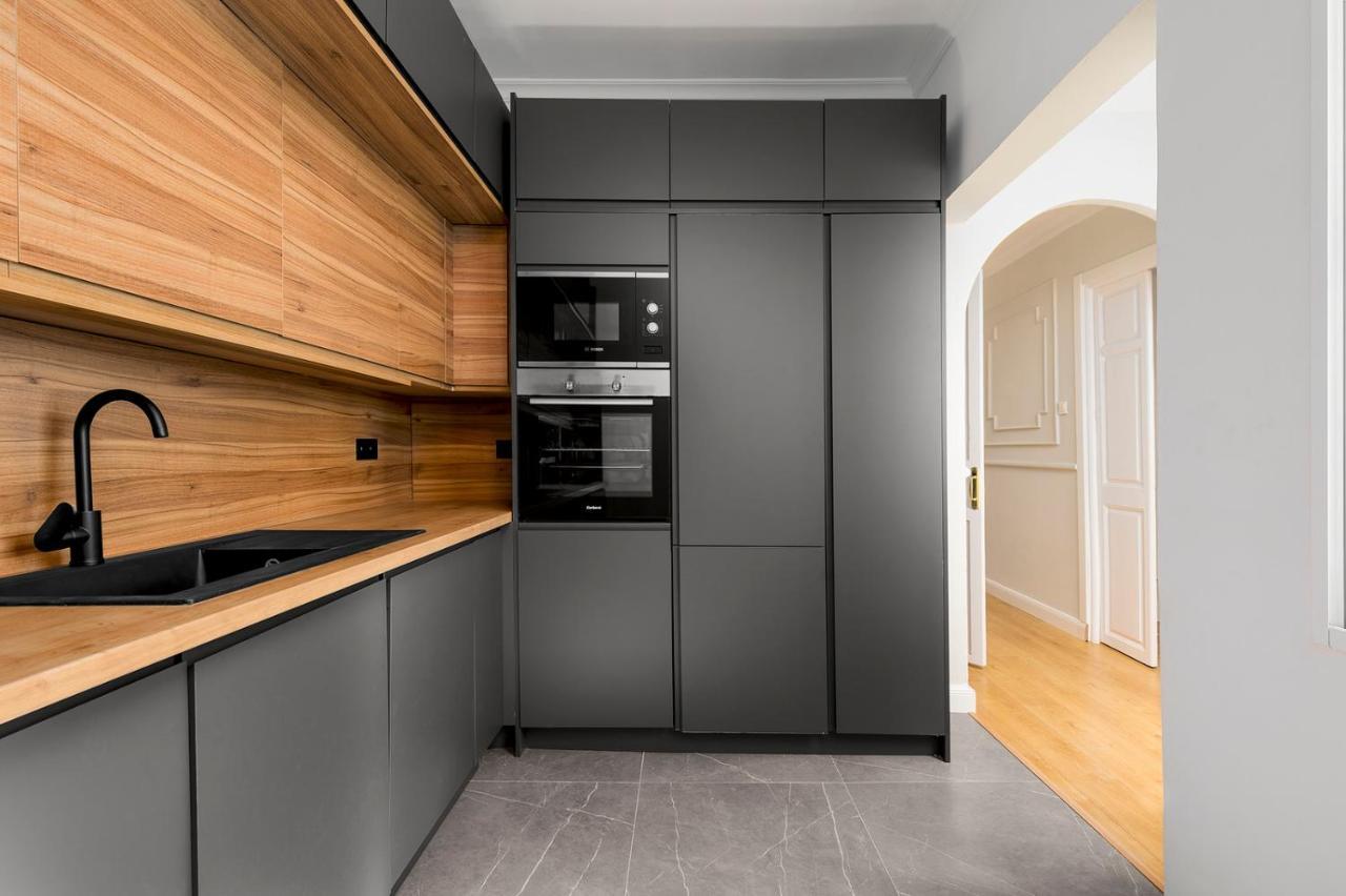 Apartamento Plaza De La Merced 4 Habitaciones Μάλαγα Εξωτερικό φωτογραφία